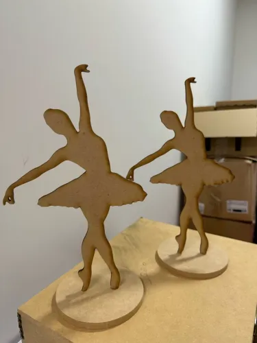 Lembrancinha pra aniversário Bailarina em MDF