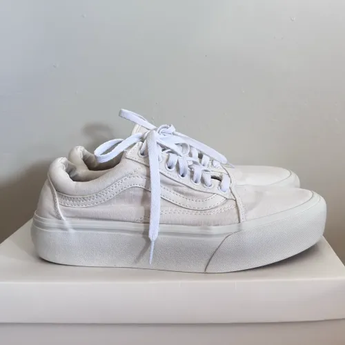 Tênis Vans Branco Plataforma - Estiloso e Moderno