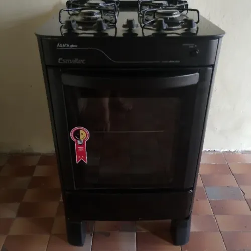 Vendo fogão 4 bocas Mesa de Vidro .