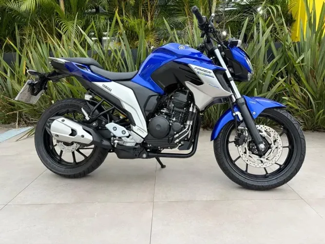 YAMAHA FZ25 2021