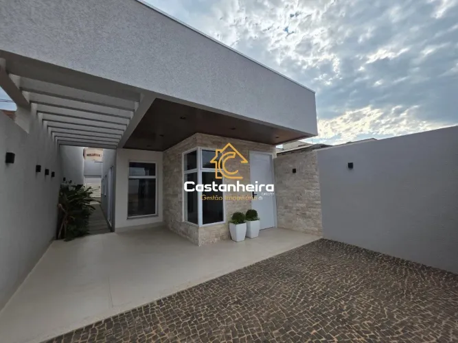 Casa 03 quartos sendo 02 suítes - Plano Diretor Sul