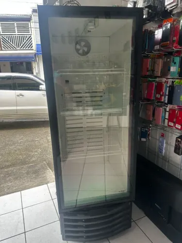 Geladeira expositor