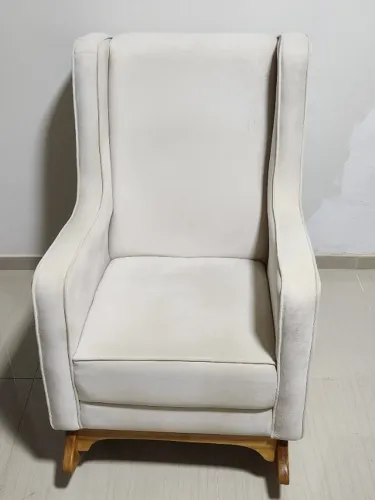 Poltrona de amamentação