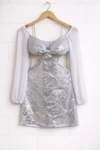 Vestido com lantejoulas