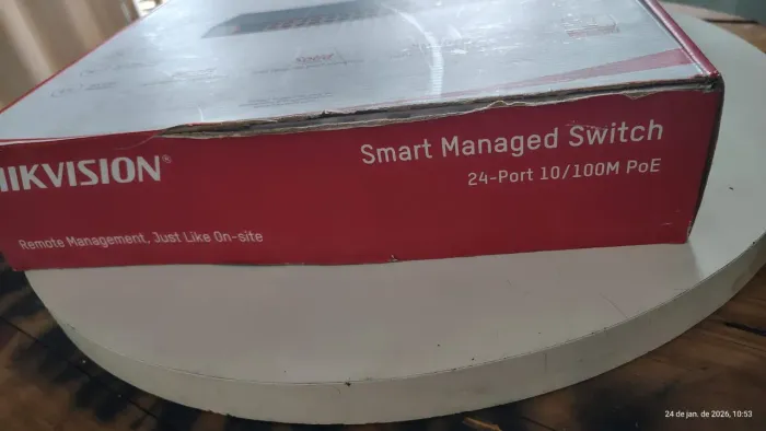 Switch gerenciável  24 portas POE hikivision