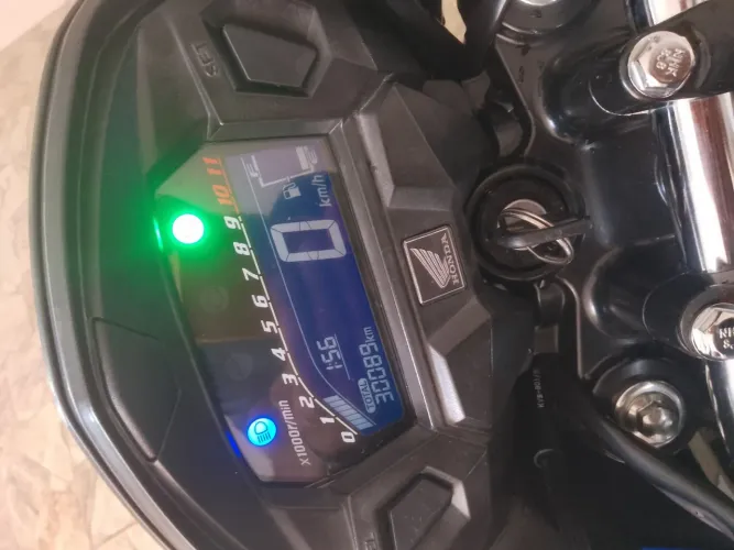Titan 160 azul 