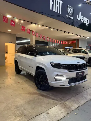 Jeep Commander Black Hurricane 2.0 4X4 TB AUT 2025