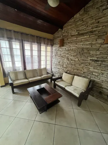 Casa em Pendotiba?