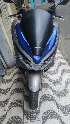 Moto em perfeito estado de conservação