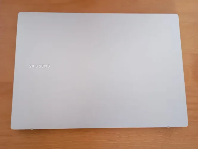 Galaxy Book Go