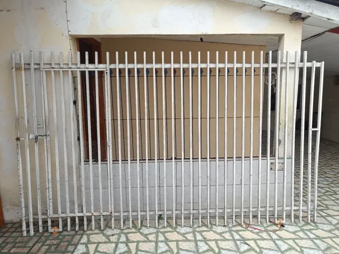 Portão e Grade de Metalon com Porta Integrada (3,40m x 2,00m)