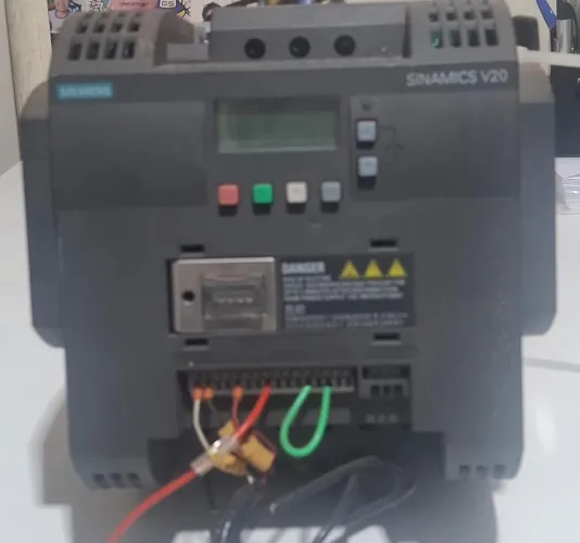 CONVERSOR BÁSICO SIEMENS - SINAMICSV20