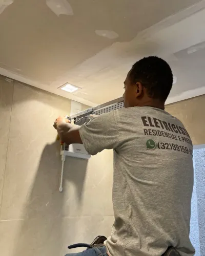 Eletricista residencial predial 