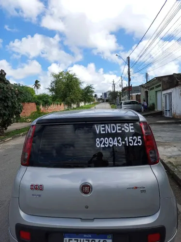 Fiat Uno Sporting 1.4 EVO Fire Flex 8V 4P 2013
