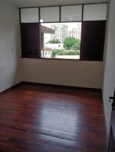 Quarto em apartamento para o Círio