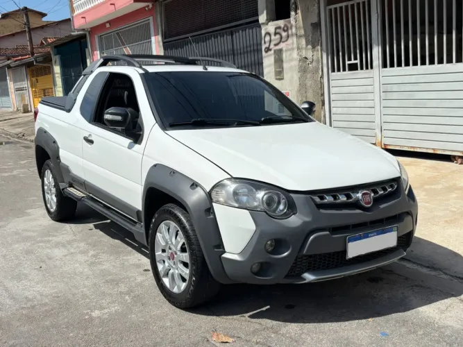 Fiat Strada Adventure 1.8/ 1.8 Locker Flex CE 2016