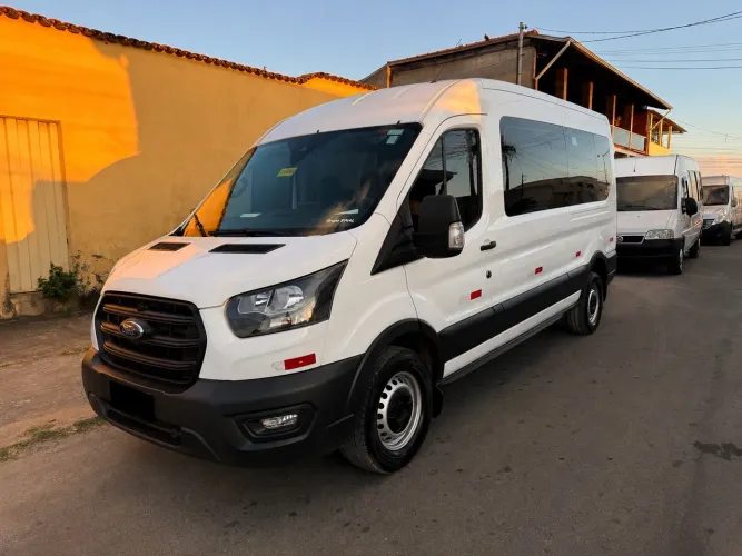 Ford Transit Minibus 15 Lug. 2.0 16V Diesel 2025