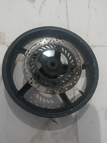 Aro dianteiro da Cb 300