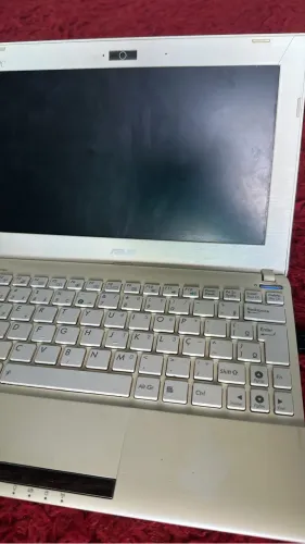 Vendo netbook 