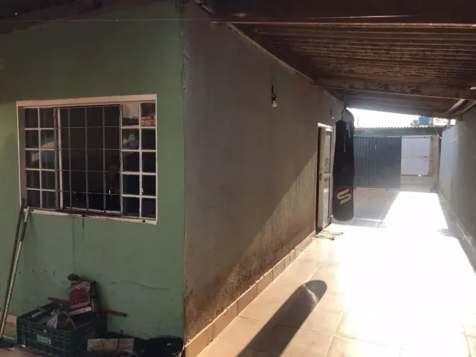 Sol nascente casa Condomínio Pinheiros trecho 2