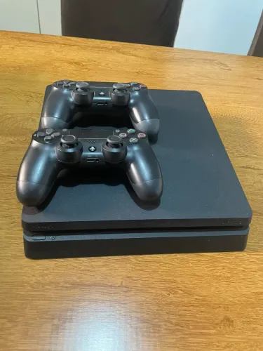 Playstation Slim 1tb