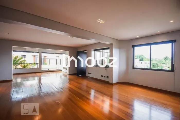 Apartamento à venda na Rua Oagy Kalile, 376 - Vila Andrade - São Paulo - SP