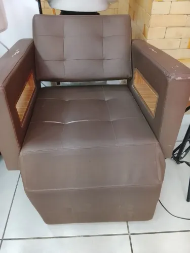 Vendo 2 assentos de lavatório!