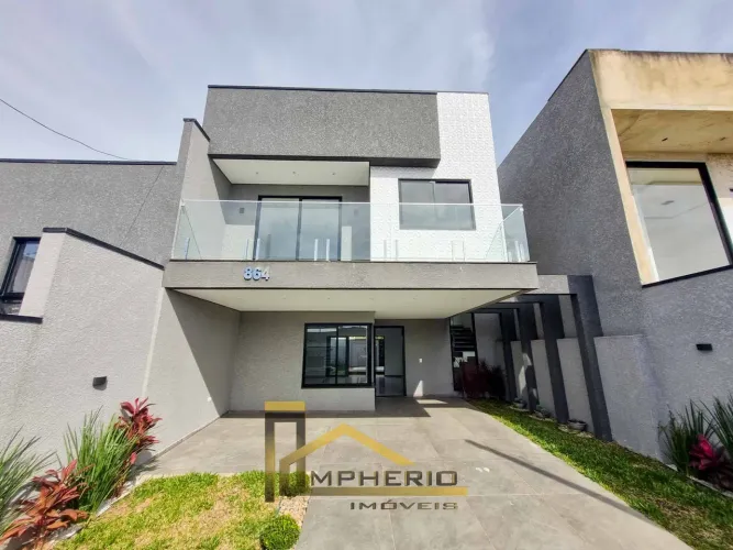 Sobrado de Luxo à Venda em Araucária-PR - 3 Quartos, 1 Suíte, 2 Salas, 2 Banheiros, 3 Vaga
