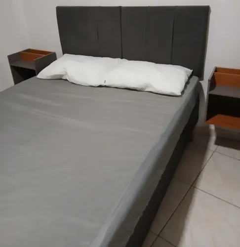 Cama box bau+colchao+cabiceira+criado mudo
