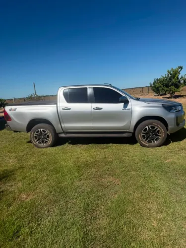 Toyota Hilux CD SRX 4X4 2.8 TDI 16V Diesel Aut. 2021