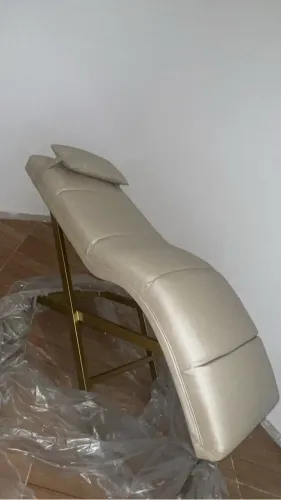 Vendo essa maca para cílios e sobrancelhas. Nunca usada!