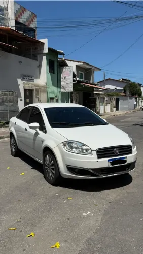 Fiat Linea Absolute 1.9/1.8 Flex Dualogic 4P 2015