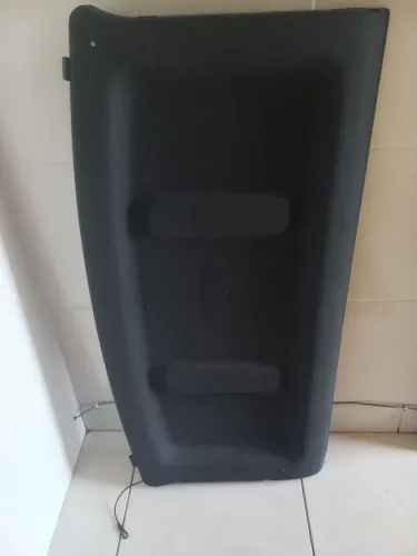 Tampão de Porta Malas Hb20