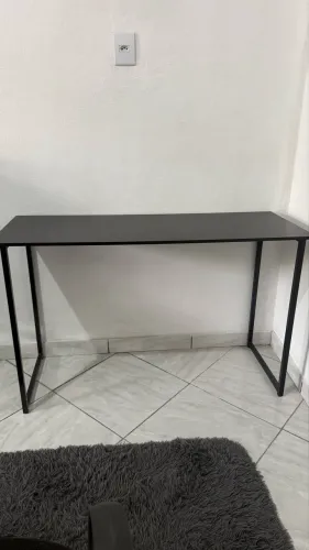Mesa de escritório preta