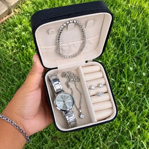 Kit Feminino Completo Com 5 Itens Na Caixa