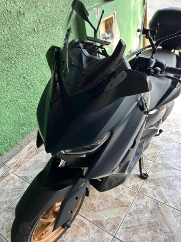 XMAX 250