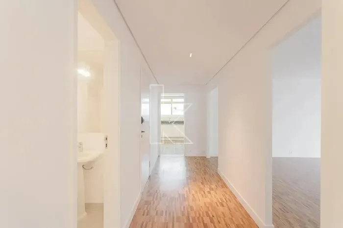 Apartamento à venda em Cerqueira César com 4 quartos