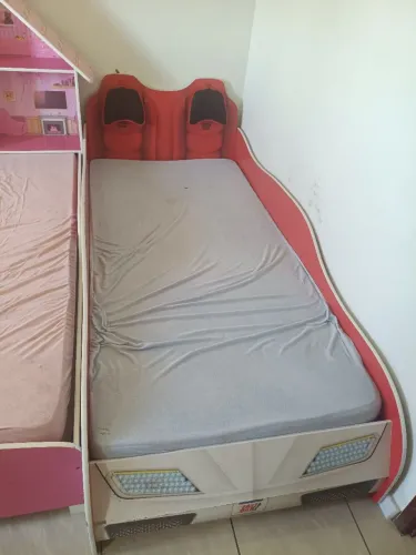 400,00 CADA ,vendo 2 camas infantil