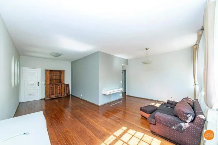 Apartamento com aproximadamente 120m² à venda  4 quartos, 1 suíte e 2 vagas  Coração de Je
