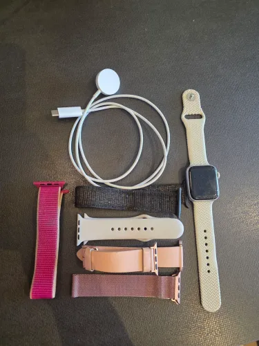 Apple Watch 40mm SE GPS Aluminio