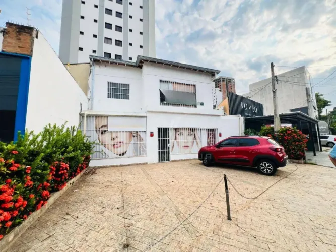 CASA COMERCIAL PARA LOCAÇÃO E VENDA NO BAIRRO CAMBUI EM CAMPINAS-SP