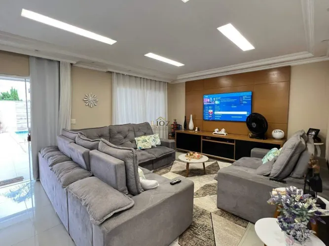 Casa Triplex à Venda no Residencial Green Place | 4 Quartos (3 Suítes)