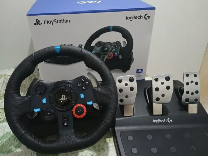 Volante Logitech G29 novo