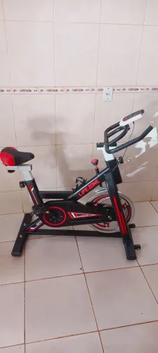 Bicicleta ergométrica life zone