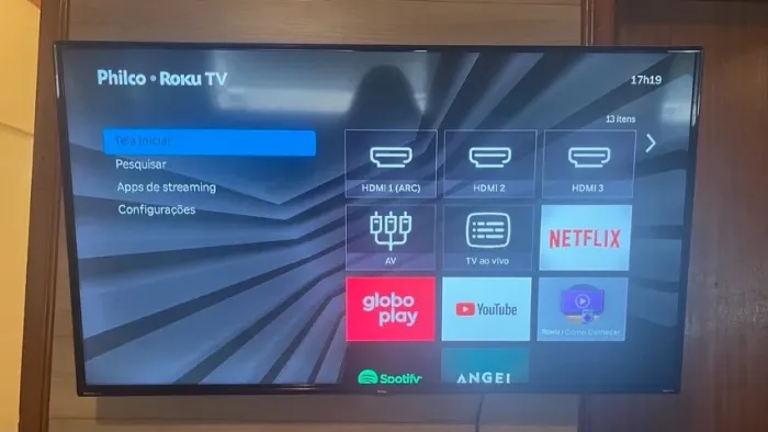 Smart TV LED 40" Full HD Philco Roku TV com Dolby Audio, Mídia Cast e Processa