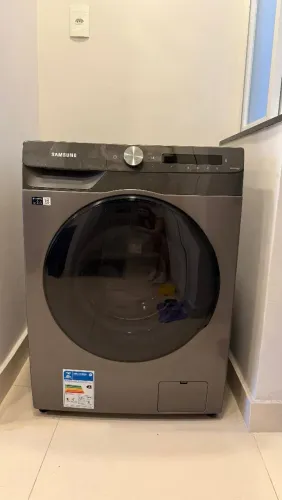 Lava e Seca Smart WD13T Inox 13 kg 127V - Novíssima!