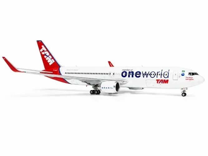Miniatura Boeing 767-300er Tam Oneworld - Raro - 1:400 