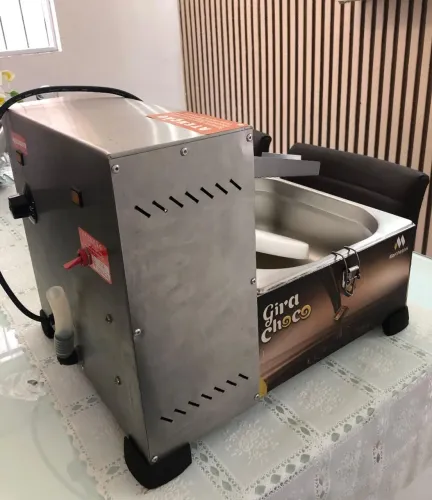 Derretedeira de chocolate