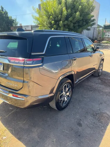 Jeep Commander Overland T270 1.3 TB Flex AUT 2023