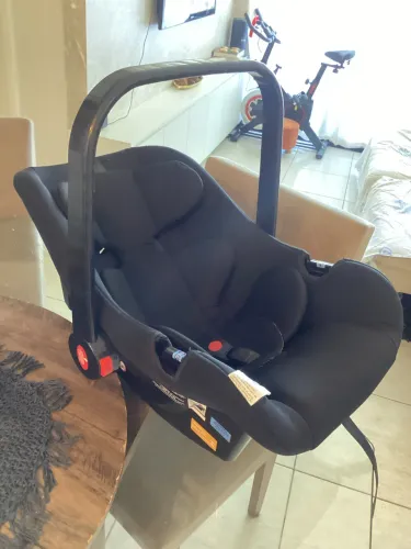 Bebê conforto Maxi Baby 